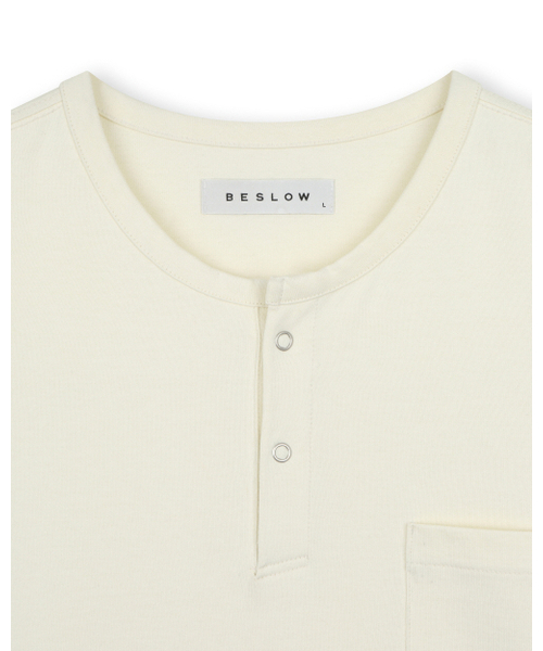BESLOW(ビースロー)の「ルーズフィット ヘンリーネック Tシャツ アイボリー(Tシャツ/カットソー・メンズ・その他・SMALL/MEDIUM/LARGE/X-LARGE)」の10枚目の写真