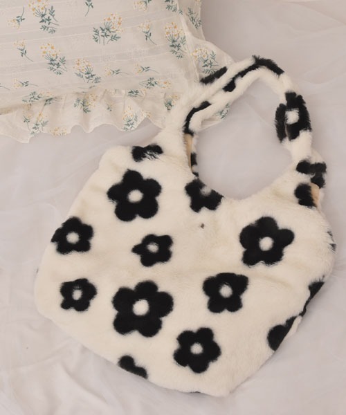 VIBGYOR Women（ヴィブジョー　ウィメン）の「【float】もこもこ デイジー柄 花柄 ファー トートバッグ（トートバッグ・レディース・ホワイト・FREE）」の2枚目の写真