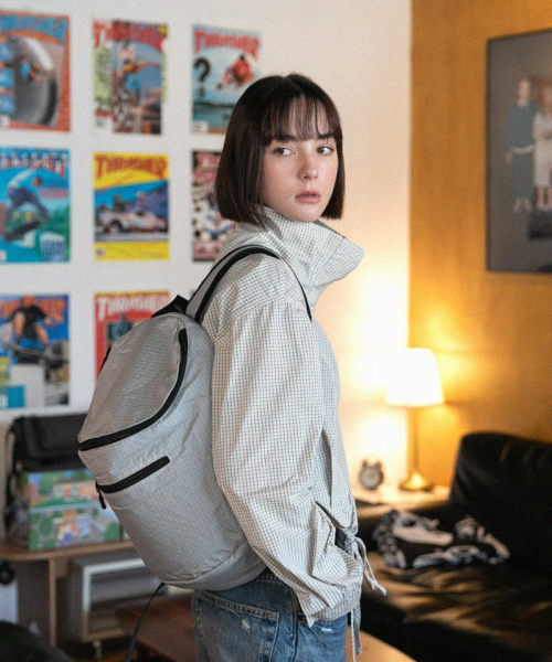 WICK(ウィック)の「グリッドパックコンパクト-グリーン(バックパック/リュック・レディース・グリーン・FREE)」の4枚目の写真