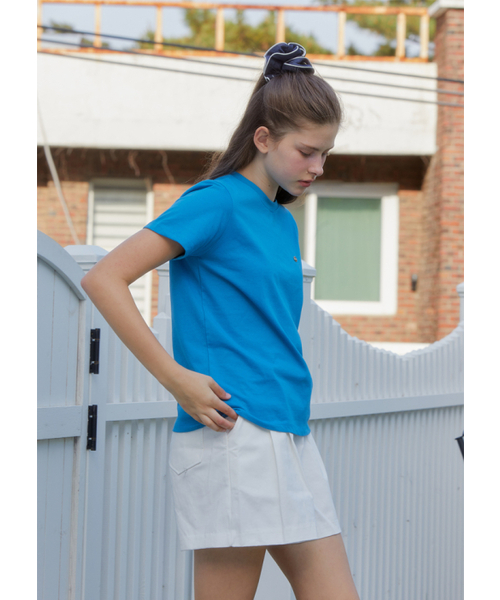 ANOETIC(アノエティック)の「ANC GOLD LOGO DAILY TEE_BLUE(Tシャツ/カットソー・レディース・ブルー・FREE)」の2枚目の写真