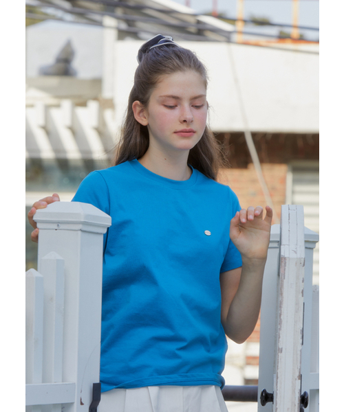 ANOETIC(アノエティック)の「ANC GOLD LOGO DAILY TEE_BLUE(Tシャツ/カットソー・レディース・ブルー・FREE)」の4枚目の写真