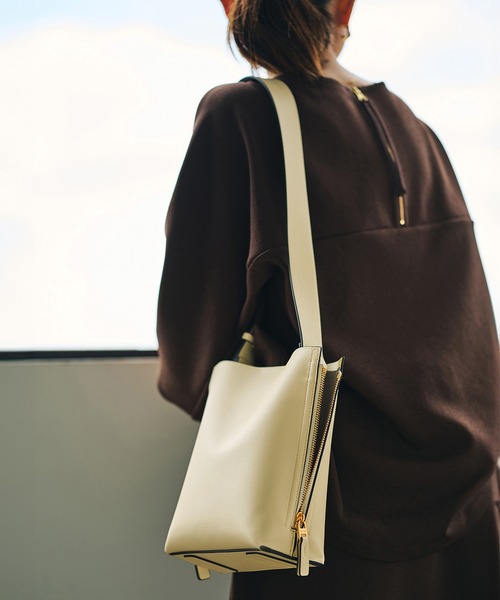 E'POR(エポール)の「【E'POR】Y BAG Shoulder Mini【超軽量】(ショルダーバッグ・レディース・キナリ・FREE)」の15枚目の写真