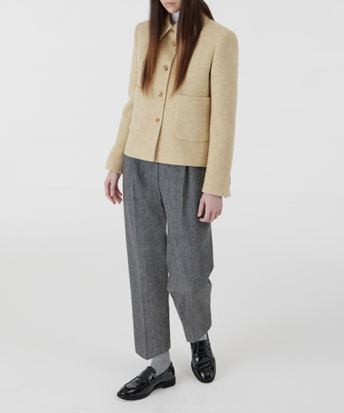 VOYONN(ボヨン)の「ショートコートジャケットイエロー040(チェスターコート・レディース・イエロー・LARGE/MEDIUM)」の3枚目の写真