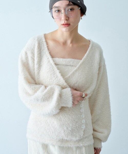 CODE A(コードエー)の「feather pullover(ニット/セーター・レディース・ライトイエロー系/ブラック/オフホワイト・00)」の1枚目の写真
