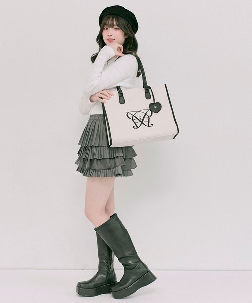 OLIVE des OLIVE（オリーブデオリーブ）の「Aimerianejoieハートミラーチャーム付きトート（トートバッグ・レディース・ブラウン/ベージュ/アイボリー/ブラック/サックスブルー/グレイッシュベージュ・FREE）」の12枚目の写真