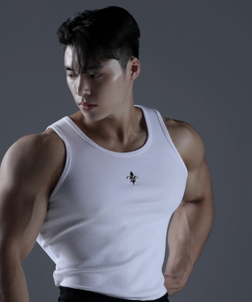 CARMID（カミド）の「マッスルフィットグローリースリーブレス[ホワイト]（Tシャツ/カットソー・メンズ・その他・MEDIUM/LARGE/X-LARGE/XX-LARGE）」の2枚目の写真
