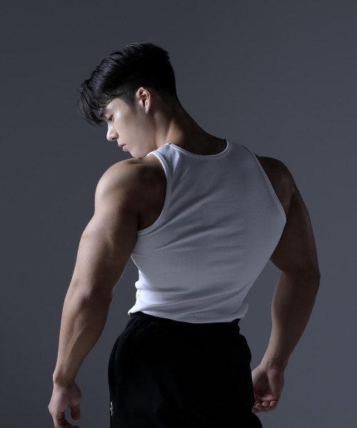 CARMID（カミド）の「マッスルフィットグローリースリーブレス[ホワイト]（Tシャツ/カットソー・メンズ・その他・MEDIUM/LARGE/X-LARGE/XX-LARGE）」の3枚目の写真