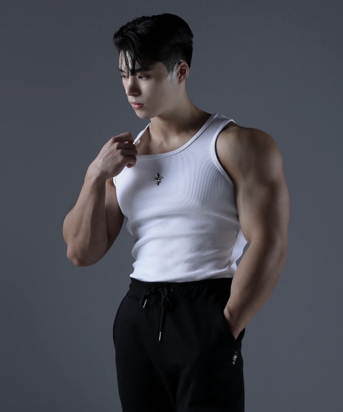CARMID（カミド）の「マッスルフィットグローリースリーブレス[ホワイト]（Tシャツ/カットソー・メンズ・その他・MEDIUM/LARGE/X-LARGE/XX-LARGE）」の4枚目の写真