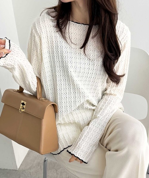 GeeRA(ジーラ)の「【S~LLサイズ展開】表面感配色メロージャガードカットソートップス(Tシャツ/カットソー・レディース・ライトグレー/ブラック/アイボリー・X-LARGE/LARGE/MEDIUM/SMALL)」の2枚目の写真