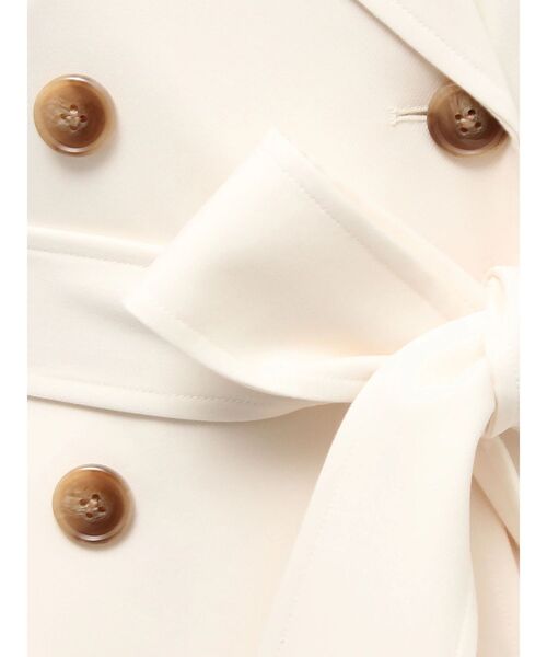 RESEXXY（リゼクシー）の「カスケードフレアロングコート（トレンチコート・レディース・ベージュ/アイボリー/ブルー・FREE）」の12枚目の写真