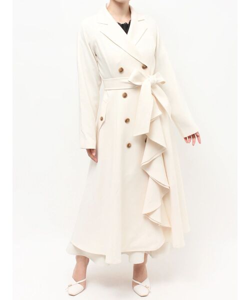 RESEXXY（リゼクシー）の「カスケードフレアロングコート（トレンチコート・レディース・ベージュ/アイボリー/ブルー・FREE）」の9枚目の写真