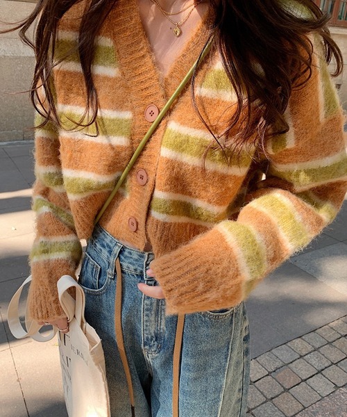 ROGER AND RAW（ロジャーアンドロウ）の「マルチボーダーショートニットカーディガン（カーディガン/ボレロ・レディース・グレー/オレンジ・FREE）」の8枚目の写真