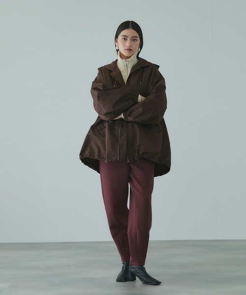 VICKY（ビッキー）の「ボアライナーツキナイロンフーディブルゾン≪洗濯機で洗える≫（ブルゾン・レディース・カーキ/ダークグレー・M）」の22枚目の写真