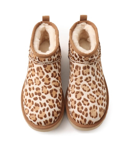 UGG（アグ）の「UGG W CLASSIC ULTRA MINI PLAINS / アグ クラシック ウルトラ ミニ プレインズ【SP】（ブーツ・レディース・レオパード・23.0cm/25.0cm/24.0cm）」の2枚目の写真