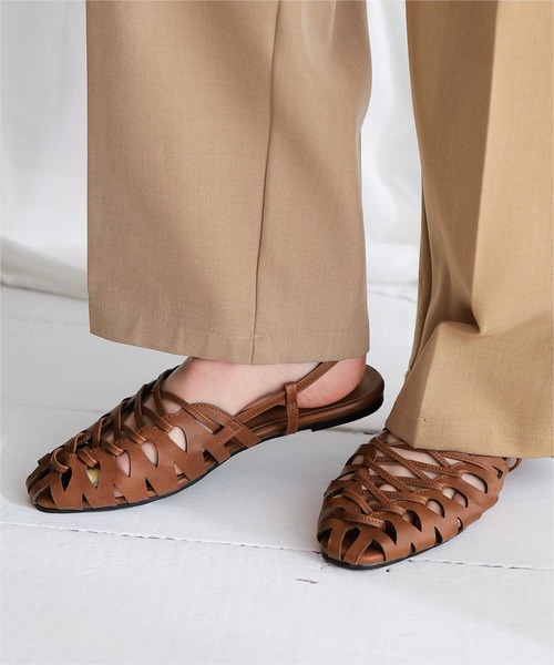 titivate(ティティベイト)の「レースアップグルカサンダル(サンダル・レディース・アイボリー/ブラック/ブラウン・XL/L/M/S)」の3枚目の写真