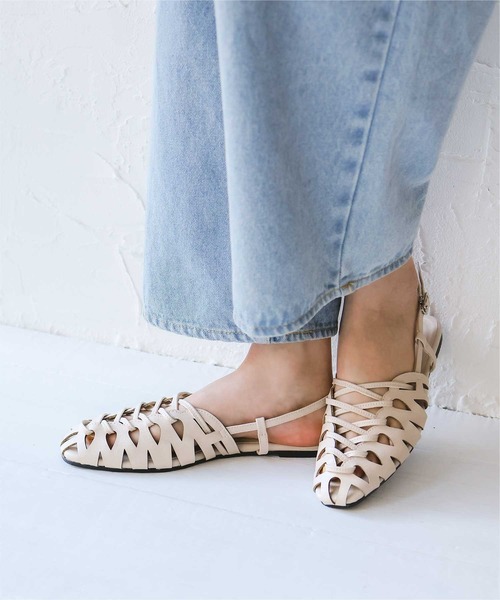 titivate(ティティベイト)の「レースアップグルカサンダル(サンダル・レディース・アイボリー/ブラック/ブラウン・XL/L/M/S)」の1枚目の写真