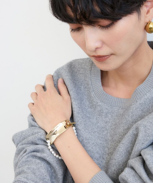 BARNYARDSTORM(バンヤードストーム)の「BARNYARDSTORM / パールメタルコンビブレスレット(バングル/リストバンド・レディース・ゴールド/シルバー・FREE)」の3枚目の写真