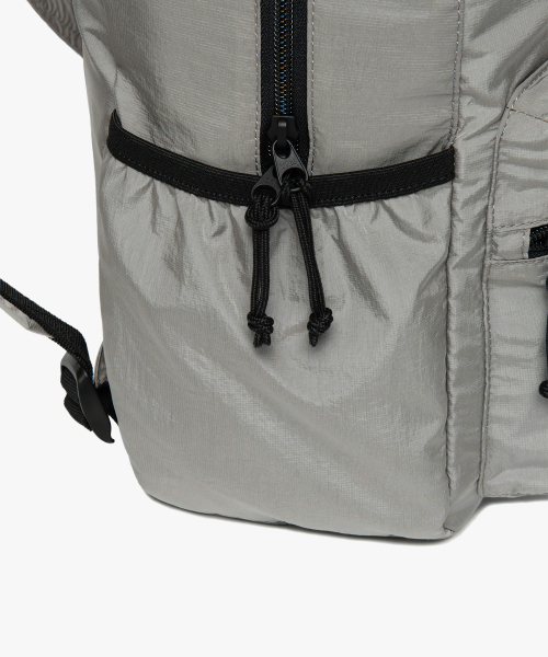 LMCの「OVAL GLOBE BACKPACK gray(バックパック/リュック・レディース・その他・ONE SIZE)」の13枚目の写真