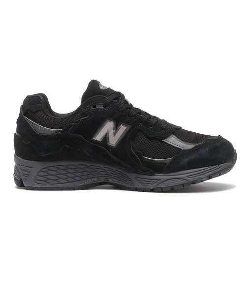 NEW BALANCE(ニューバランス)の「2002 U20023MB(スニーカー・メンズ・ブラック・27.5cm/27.0cm/26.5cm/26.0cm/30.0cm/29.0cm/28.5cm/28.0cm/25.5cm/25.0cm/24.5cm/24.0cm/23.5cm/23.0cm/22.5cm)」の4枚目の写真
