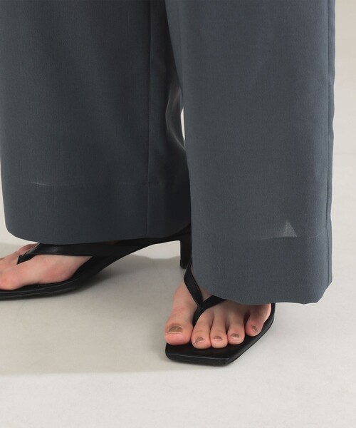 Demi-Luxe BEAMS(デミルクス ビームス)の「AK+1 / シアー サイドベルト パンツ(その他パンツ・レディース・グレー/ブラック・38/36)」の21枚目の写真