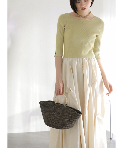 La TOTALITE（ラトータリテ）の「【洗える】タックデザインドッキングワンピース（ワンピース・レディース・ホワイト系その他/イエロー・38/36）」の2枚目の写真