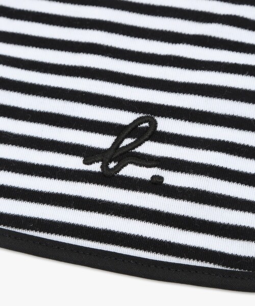 agnes b.（アニエスベー）の「ベビー "b."ロゴ 刺繍 細ボーダー コットン スタイ（スタイ/よだれかけ・キッズ・ブラック・FREE）」の5枚目の写真