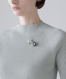 ADORE（アドーア）の「デコラティブブローチ（ブローチ/コサージュ）」