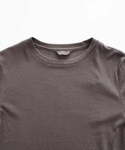 オローネ(オローネ)の「マイアンダーカットソー(Tシャツ/カットソー・レディース・チャコールグレー/オフホワイト/オリーブ・FREE)」の8枚目の写真