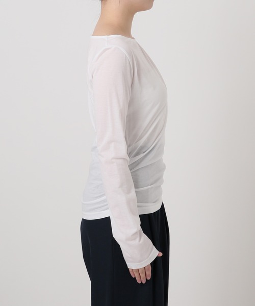 La TOTALITE(ラトータリテ)の「【洗える】ドレープシアーカットソー(Tシャツ/カットソー・レディース・スカイブルー/ホワイト/ピンク・FREE)」の7枚目の写真