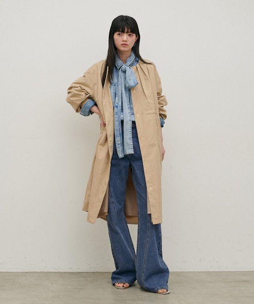 LARUTA（ラルータ）の「【LARUTA】[Web限定]デニムシームフレアパンツ（デニムパンツ・レディース・ブルー/グレー・MEDIUM）」の21枚目の写真