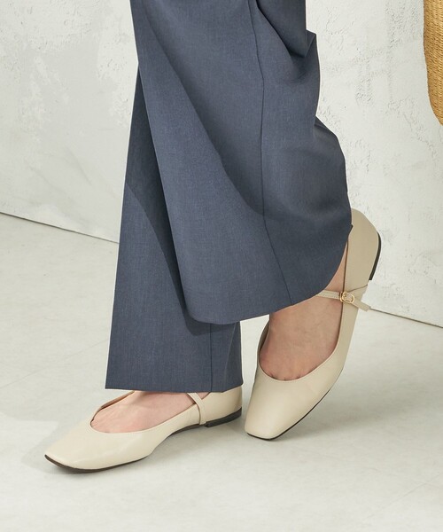 SHIPS（シップス）の「NORMSKOR: メリー ジェーン（パンプス・レディース・アイボリー/ブラック・36/38/37）」の5枚目の写真