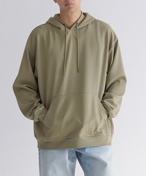 coca(coca)(コカ)の「エンボスワイドプルパーカー(パーカー・メンズ・カーキ/チャコール/ブラック/ライトグレー・XL/M/L)」の4枚目の写真