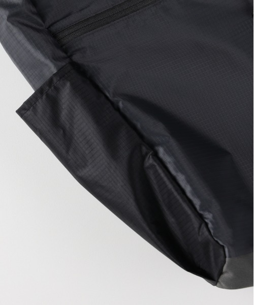 CAMP7（キャンプセブン）の「【CAMP7】2WAYリップストップナイロントートバッグ (軽量 / 耐久性 / ショルダー / デイリーユース)（トートバッグ・メンズ・ブラック/ダークグレー・ONE SIZE）」の7枚目の写真