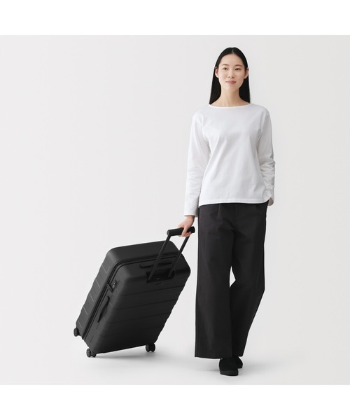 無印良品(ムジルシリョウヒン)の「バーを自由に調節できる ハードキャリーケース(75L)(スーツケース/キャリーバッグ・レディース・グレイッシュベージュ/ブラック/ホワイト/ネイビー/グレー・FREE)」の19枚目の写真