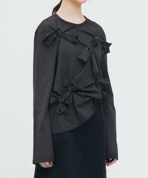 LE CIEL BLEU（ルシェルブルー）の「ボウディテールLS Tシャツ / Bow Detail LS T-Shirt（Tシャツ/カットソー・レディース・チャコールグレー/オフホワイト/ブラック・38/36）」の6枚目の写真