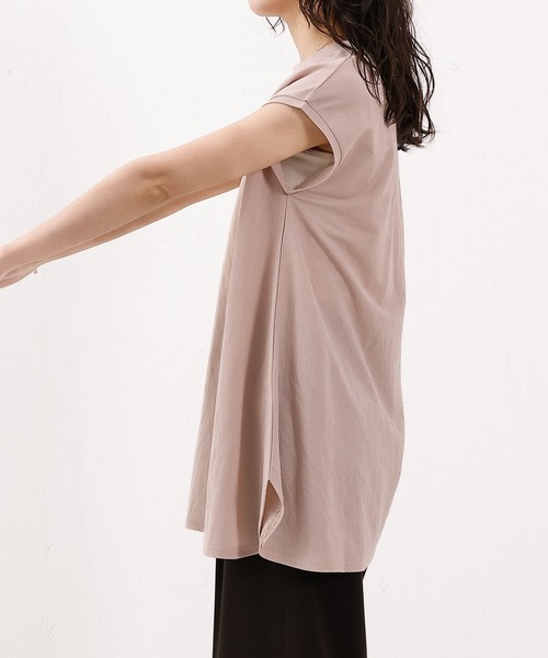 emesuelee(エメスーリー)の「UV遮蔽率90%以上 ナイロン混 接触冷感 フレンチスリーブフレアプルオーバー(Tシャツ/カットソー・レディース・ブルー/ピンク/ブラック/アイボリー・フリー)」の17枚目の写真