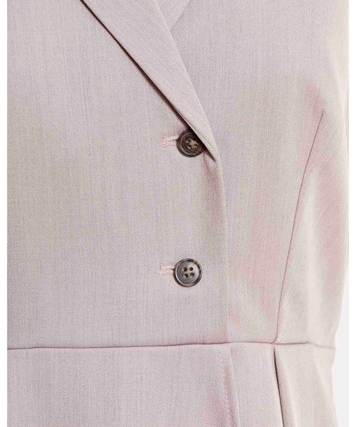 NOELA（ノエラ）の「テーラーカラーノースリワンピース（ワンピース・レディース・ベージュ/モカ・S/M）」の6枚目の写真