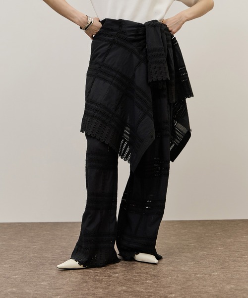 ADAM ET ROPE'（アダムエロペ）の「【一部WEB限定カラー】エンブロイダリーイージーパンツ（その他パンツ・レディース・ホワイト/ダークブラウン/ブラック・36/38）」の16枚目の写真