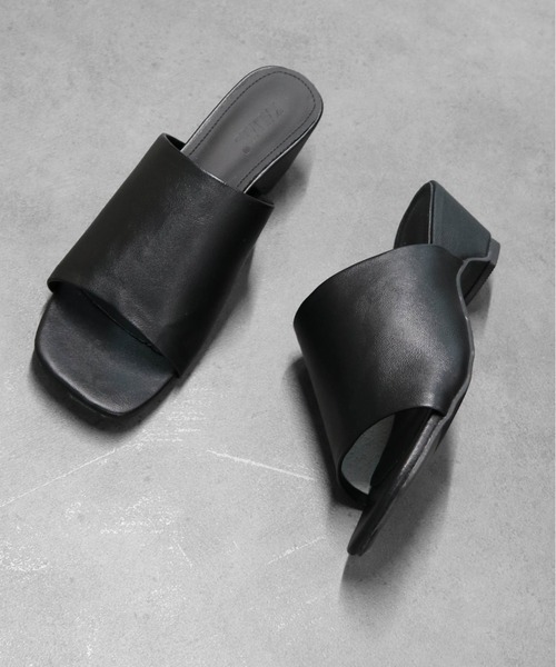 THE CELL.(ザセルドット)の「スクエアミュール サンダル SQUARE MULE SANDALS(サンダル・レディース・ブラック・39/37/35)」の3枚目の写真