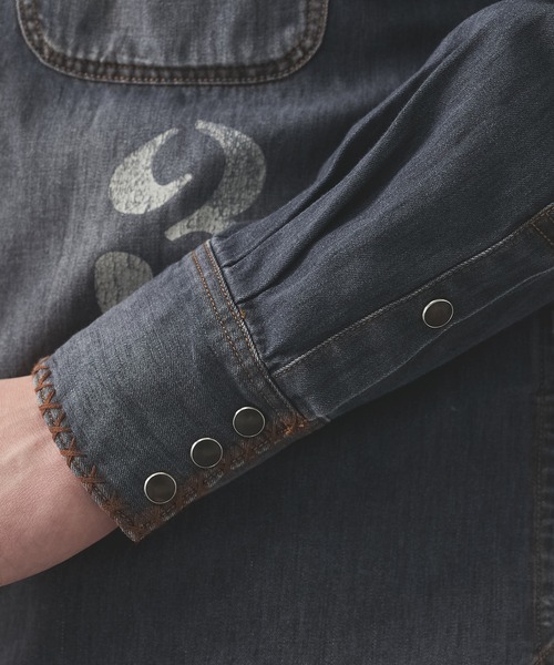KHOKI（コッキ）の「【KHOKI/コッキ】Hand-Embroidered Denim Shirt（シャツ/ブラウス・メンズ・ブラック/インディゴブルー・2）」の21枚目の写真