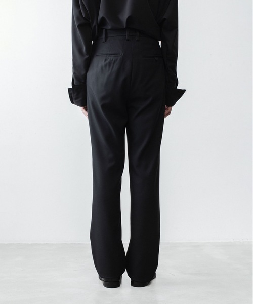 ato(アトウ)の「RECYCLE POLYESTER STRAIGHT PANTS(その他パンツ・メンズ・トップグレー/ブラック/ベージュ・44/46/48)」の20枚目の写真