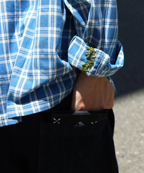 Story mfg.(ストーリーエムエフジー)の「STORY mfg. / ストーリーエムエフジー. WORK SHIRT(シャツ/ブラウス・メンズ・ライトブルー・LARGE/MEDIUM)」の7枚目の写真