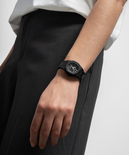 D1 MILANO（ディーワンミラノ）の「「D1 MILANO/ディーワン ミラノ」POLYCARBON - ポリカーボン32mm ユニセックス（アナログ腕時計・メンズ・グレー/ブラック・FREE）」の13枚目の写真