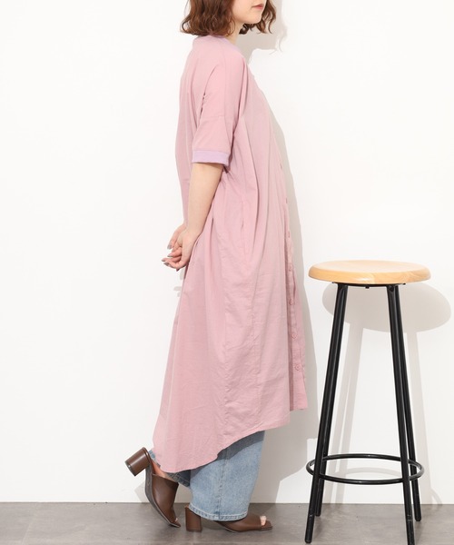 Emago(イマゴ)の「EMAGO 縦花刺繍コクーンワンピース 半端袖(シャツワンピース・レディース・ネイビー/ホワイト/ピンク・FREE)」の18枚目の写真