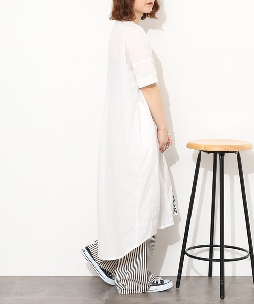 Emago(イマゴ)の「EMAGO 縦花刺繍コクーンワンピース 半端袖(シャツワンピース・レディース・ネイビー/ホワイト/ピンク・FREE)」の7枚目の写真