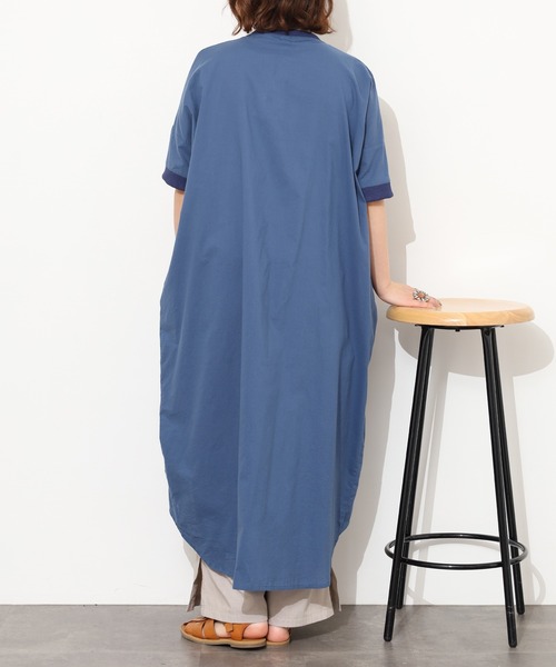 Emago(イマゴ)の「EMAGO 縦花刺繍コクーンワンピース 半端袖(シャツワンピース・レディース・ネイビー/ホワイト/ピンク・FREE)」の12枚目の写真