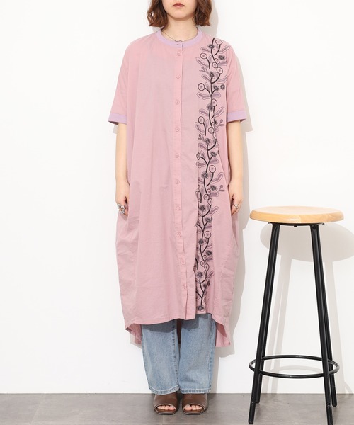 Emago(イマゴ)の「EMAGO 縦花刺繍コクーンワンピース 半端袖(シャツワンピース・レディース・ネイビー/ホワイト/ピンク・FREE)」の19枚目の写真