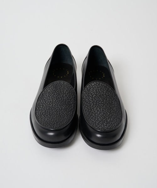 Post Production(ポストプロダクション)の「【Post Production】Re-lux Shark Skin × BabyCalf(ローファー・メンズ・グレー・26.5/26/25.5)」の1枚目の写真