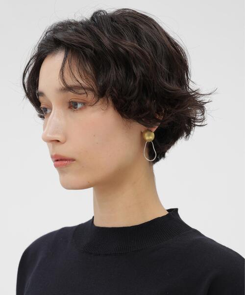MARGARET HOWELL(マーガレットハウエル)の「SILVER AND PLATED GOLD(イヤリング・レディース・シルバー×ゴールド・FREE)」の2枚目の写真