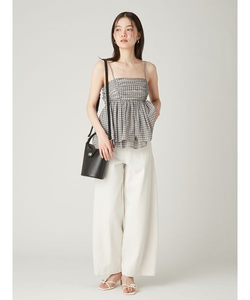 FRAY I.D(フレイアイディー)の「【00サイズあり】バレルフォルムデニムパンツ(デニムパンツ・レディース・ブラック/ライトブルー/オフホワイト・0/1/00)」の12枚目の写真